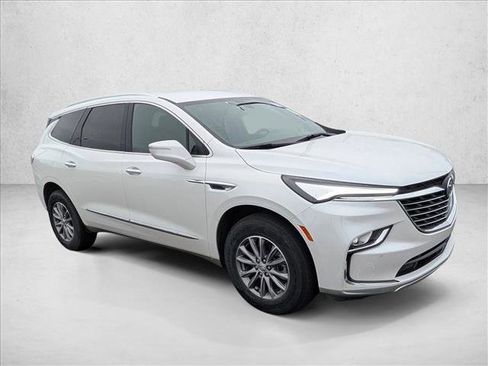 Used 2023 Buick Enclave Essence w/ Trailering Package, 5000 lbs. image 2