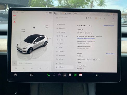 Used 2023 Tesla Model Y AWD image 2