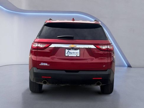 Used 2021 Chevrolet Traverse LT FWD image 4