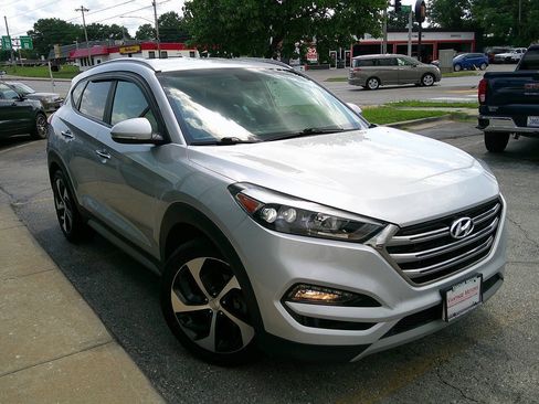 Used 2018 Hyundai Tucson Limited AWD/4WD image 4