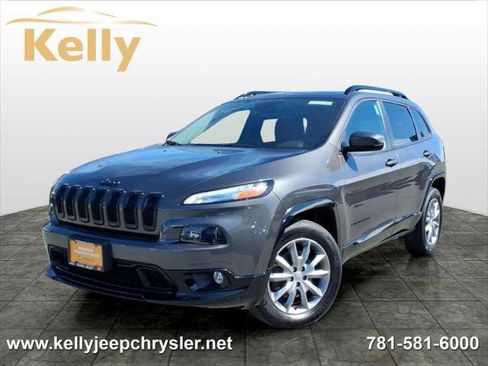Certified 2018 Jeep Cherokee Latitude AWD/4WD image 1