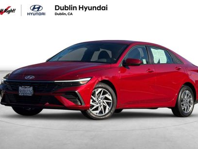 Certified 2025 Hyundai Elantra Blue