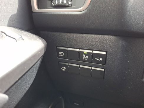 Used 2018 Lexus NX 300h AWD w/ Premium Package image 9