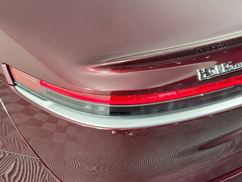Used 2022 Lucid Air Grand Touring AWD/4WD image 32