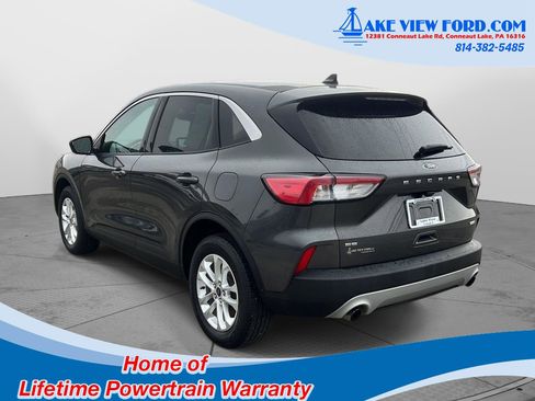 Used 2020 Ford Escape SE image 10