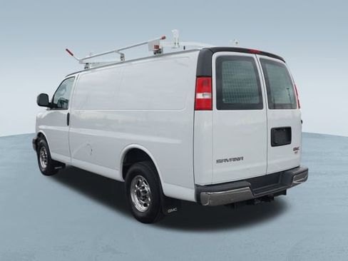 Used 2021 GMC Savana 3500 w/ Driver Convenience Package image 5