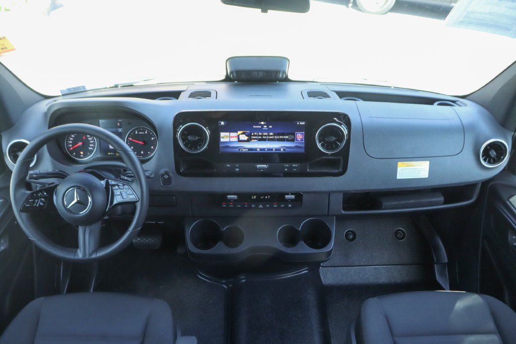 Used 2026 Mercedes-Benz Sprinter 2500 image 31
