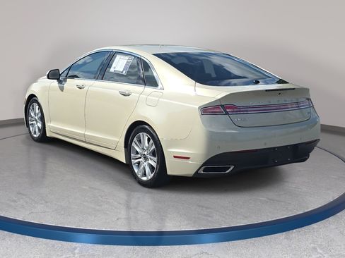 Used 2016 Lincoln MKZ w/ Equipment Group 200A Select FWD image 7