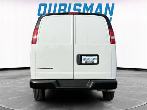 New 2025 Chevrolet Express 2500 image 5