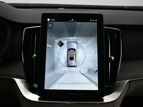 New 2026 Volvo XC90 B6 Ultra w/ Protection Package image 21