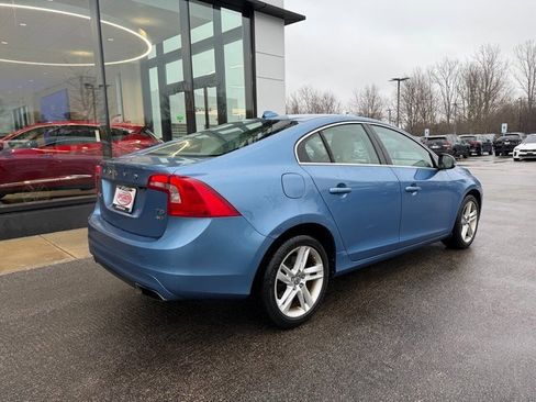 Used 2014 Volvo S60 T5 image 2