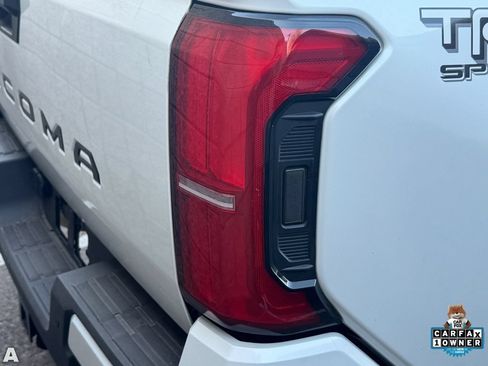 Used 2026 Toyota Tacoma TRD Sport w/ TRD Sport Premium Package AWD/4WD image 11