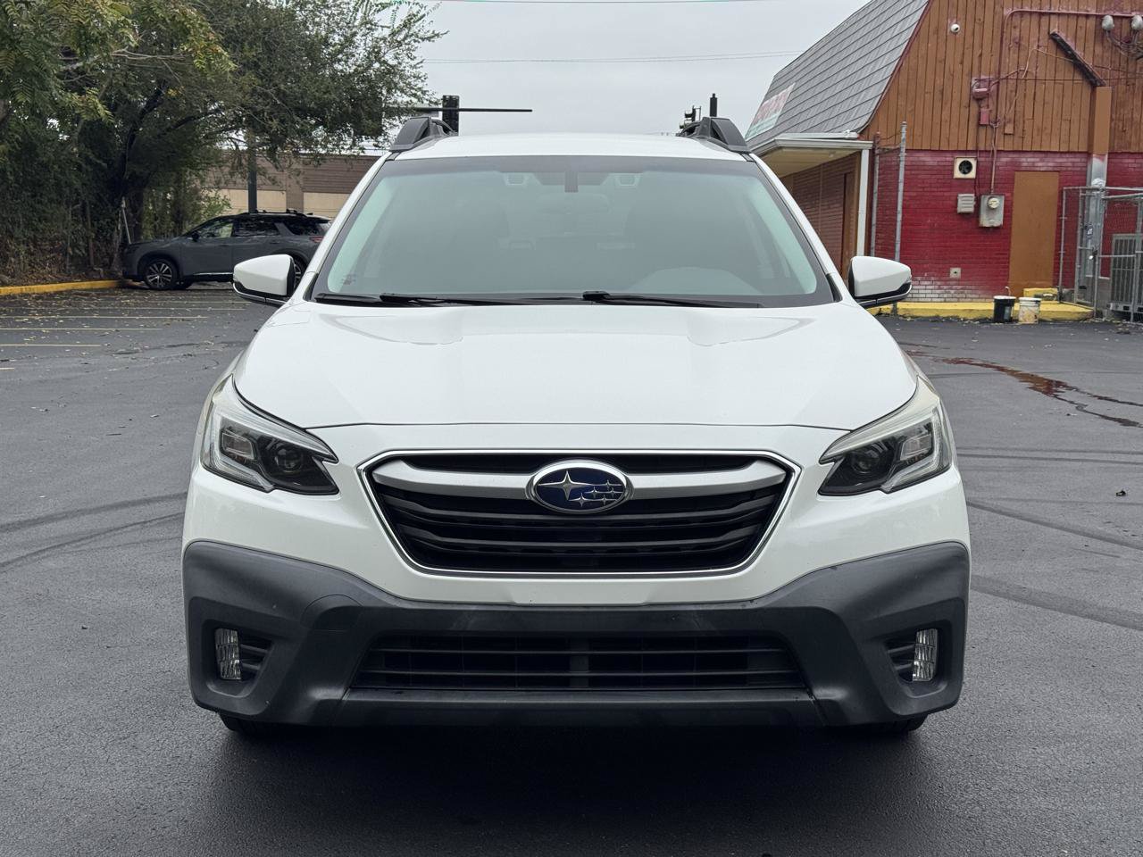 Used 2020 Subaru Outback Premium AWD/4WD image 3