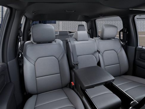 New 2026 RAM 1500 Tradesman w/ Trailer Tow Group image 16