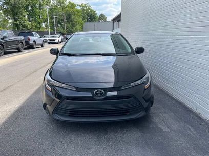 Used 2025 Toyota Corolla LE
