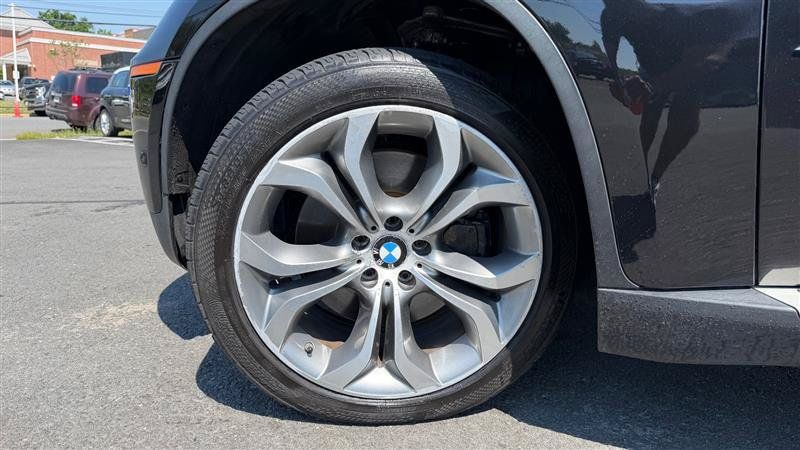 Used 2013 BMW X6 xDrive50i AWD/4WD image 16