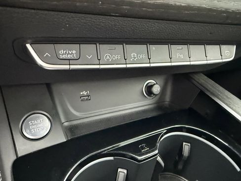 Used 2023 Audi A4 2.0T Premium Plus image 24