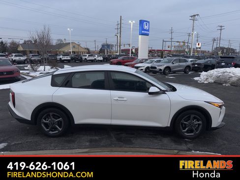 Used 2025 Kia K4 LXS image 6