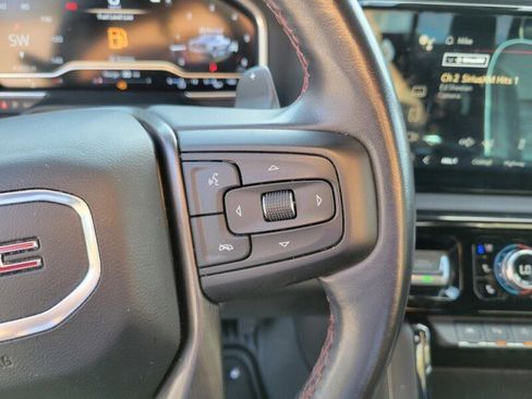 Used 2022 GMC Sierra 1500 AT4X image 18
