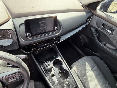 Used 2021 Nissan Rogue SV AWD/4WD image 17