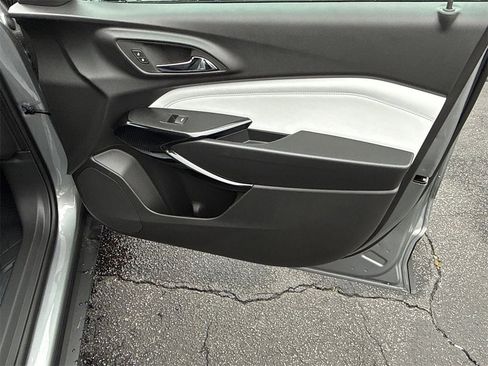 New 2026 Chevrolet Trax LT w/ Driver Confidence Package image 15