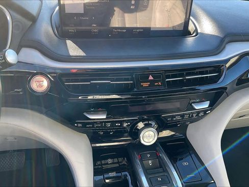 Used 2023 Acura MDX FWD w/ Technology Package image 35