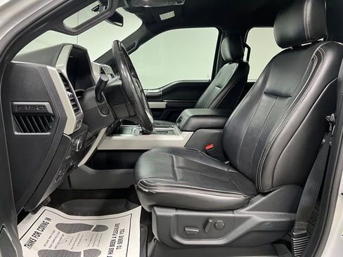 Used 2019 Ford F150 Lariat w/ Equipment Group 502A Luxury image 22