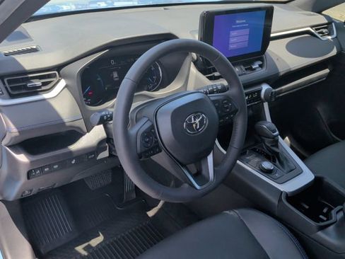 Used 2023 Toyota RAV4 XSE w/ XSE Grade Weather Package AWD/4WD image 17