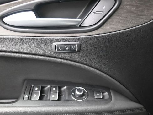 Used 2022 Alfa Romeo Stelvio Ti image 27
