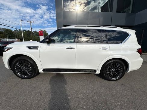 Used 2023 INFINITI QX80 Premium Select w/ Cargo Package AWD/4WD image 10