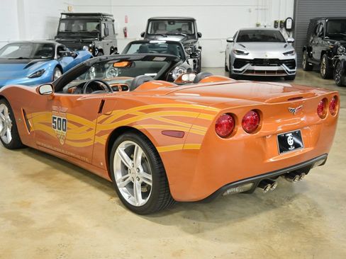 Used 2007 Chevrolet Corvette Convertible w/ Preferred Equipment Group RWD image 3