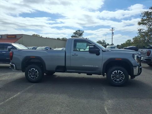 New 2025 GMC Sierra 2500 SLE image 8