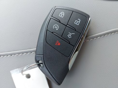 New 2025 GMC Acadia Elevation image 38