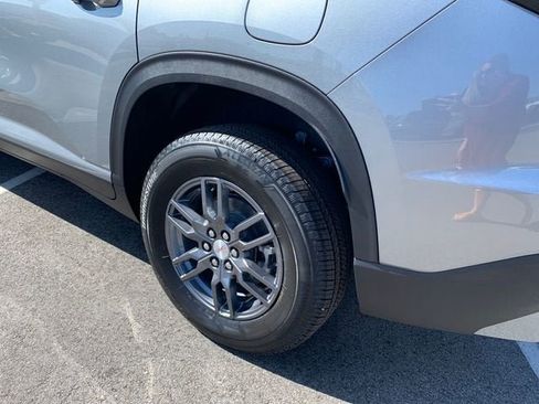 New 2026 GMC Acadia Elevation AWD/4WD image 9