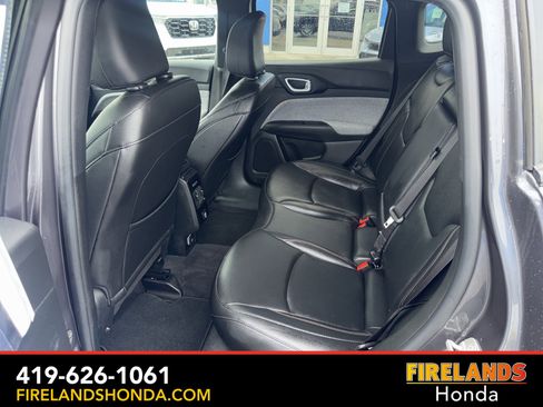 Used 2024 Jeep Compass Latitude image 24