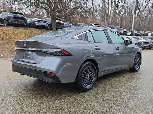 New 2026 Nissan Sentra SV FWD image 5