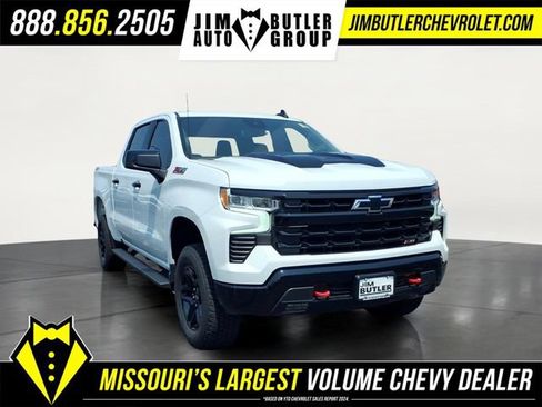 Used 2022 Chevrolet Silverado 1500 LT Trail Boss AWD/4WD image 24
