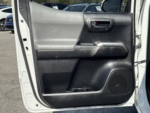 Used 2021 Toyota Tacoma SR5 image 15