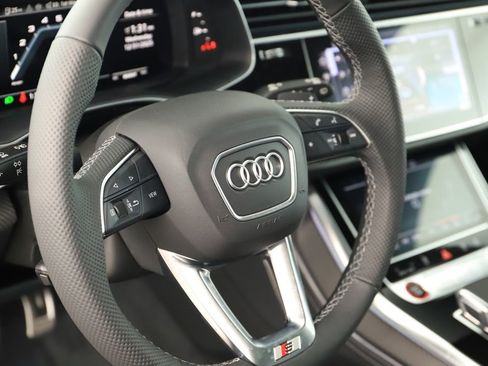 New 2026 Audi SQ8 Premium Plus image 16