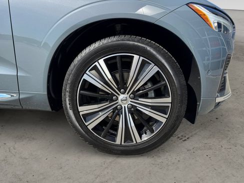 Certified 2023 Volvo XC60 B5 Plus w/ Climate Package AWD/4WD image 9
