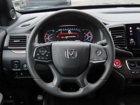 Certified 2022 Honda Pilot Sport image 18