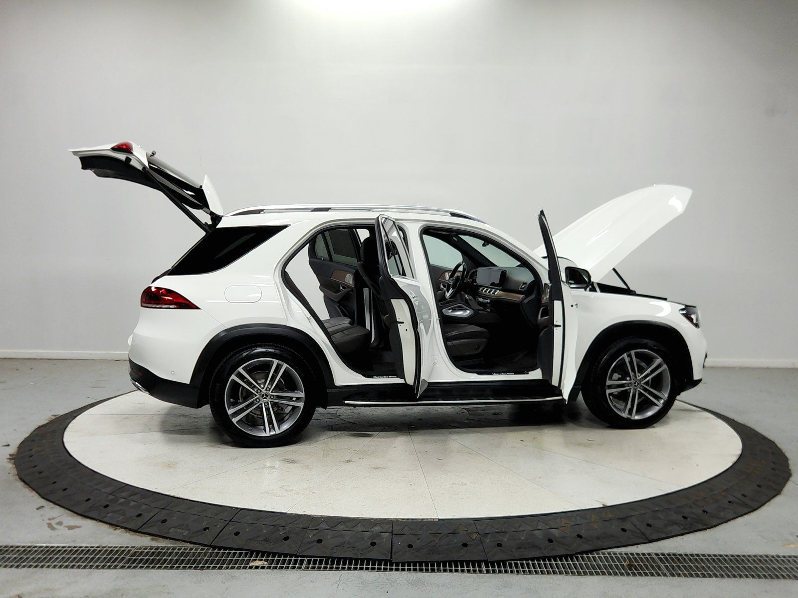 Used 2022 Mercedes-Benz GLE 350 image 17