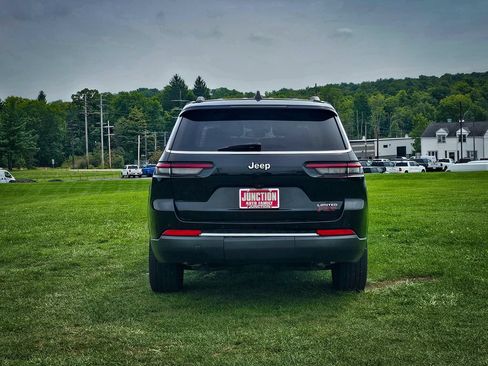 Used 2021 Jeep Grand Cherokee L Limited AWD/4WD image 4
