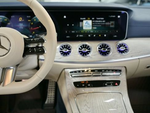 Used 2023 Mercedes-Benz E 450 Cabriolet image 53