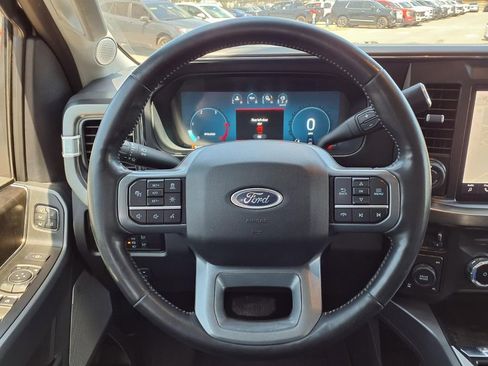 Used 2024 Ford F250 Lariat w/ Lariat Ultimate Package AWD/4WD image 34