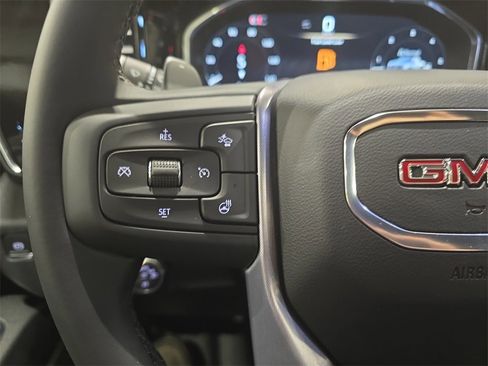 New 2026 GMC Sierra 1500 Elevation image 17