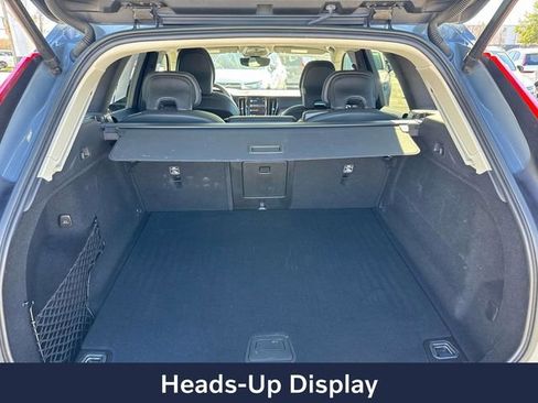 Used 2023 Volvo XC60 B5 Ultimate w/ Climate Package image 12
