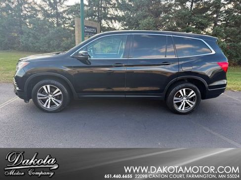 Used 2016 Honda Pilot EX image 1
