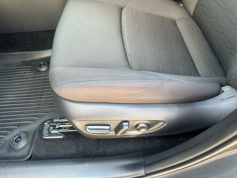 Certified 2023 Toyota RAV4 SE w/ Convenience Package AWD/4WD image 29