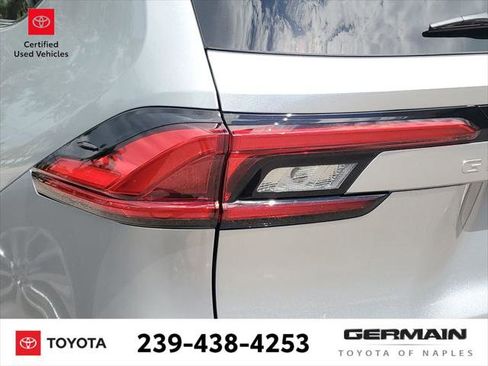 Certified 2024 Toyota Grand Highlander XLE FWD image 16